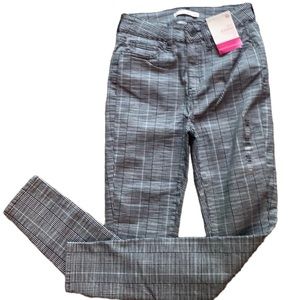 Juniors' SO® High-Rise Twill Jeggings